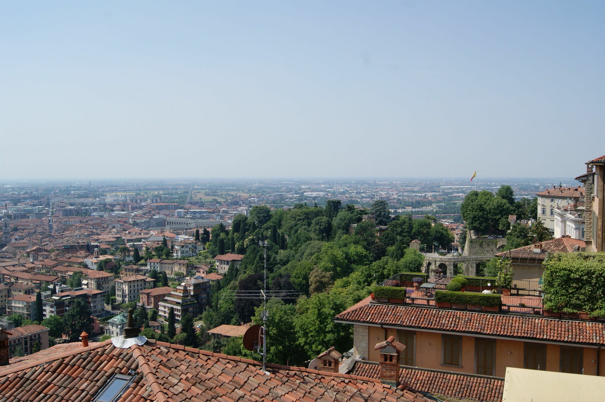 La Luna Blu In Old Town Bergamo Buitenkant foto
